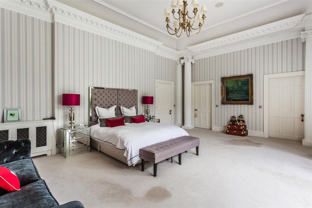 Additional image 8 of 4 bed flat for saleAlbury Park Mansion, Albury, Guildford, Surrey GU5