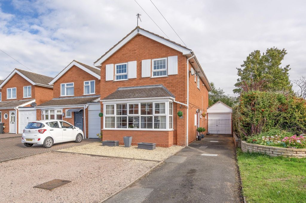 Property photo 1 of 18