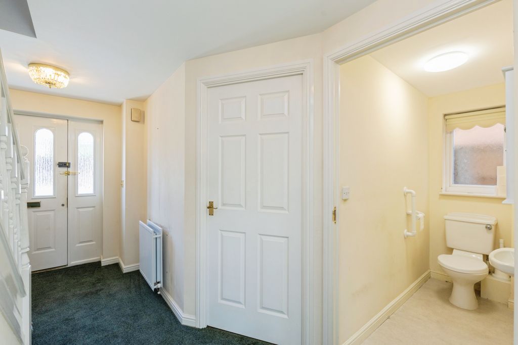Property photo 3 of 15