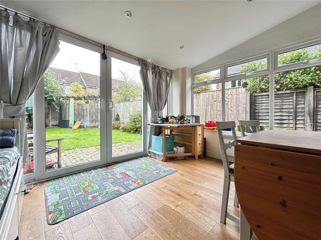 Property photo 2 of 17 Picture No. 05