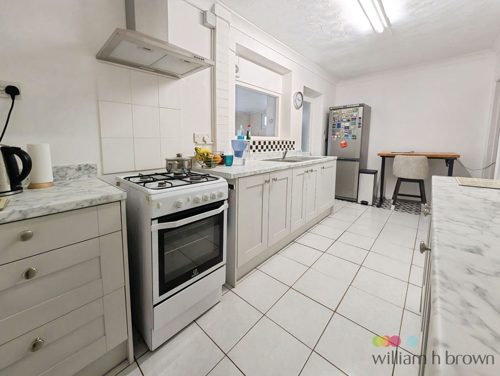 Property photo 3 of 12 Image