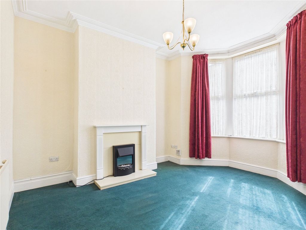 Property photo 2 of 12 Picture No. 05