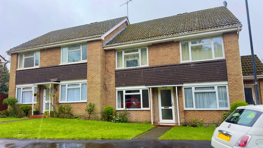 Property photo 1 of 9 Exterior