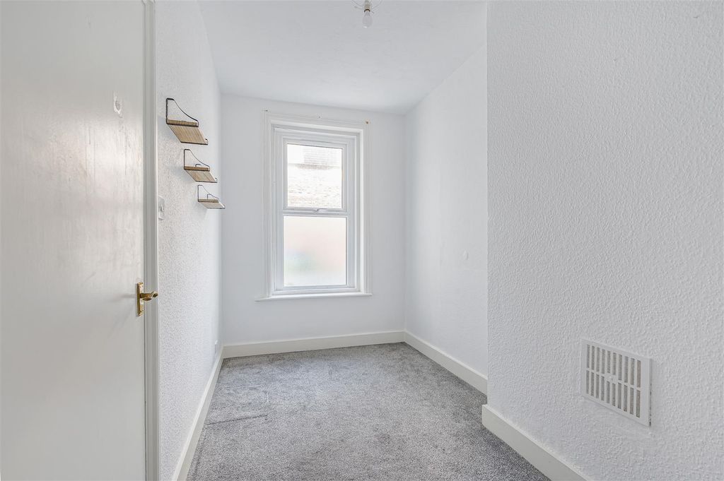 Property photo 3 of 14 Photo 17-11-2025, 13 55 01.Jpg