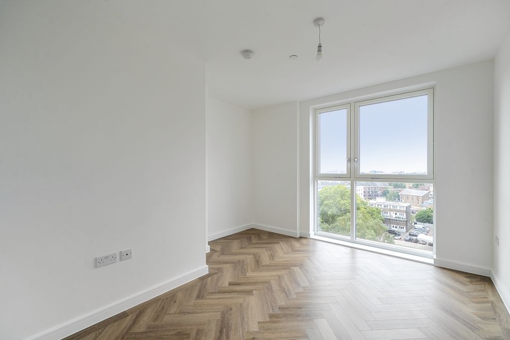 Property photo 3 of 6 1525926 (1)