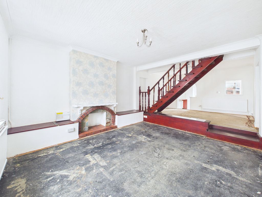 Property photo 3 of 24