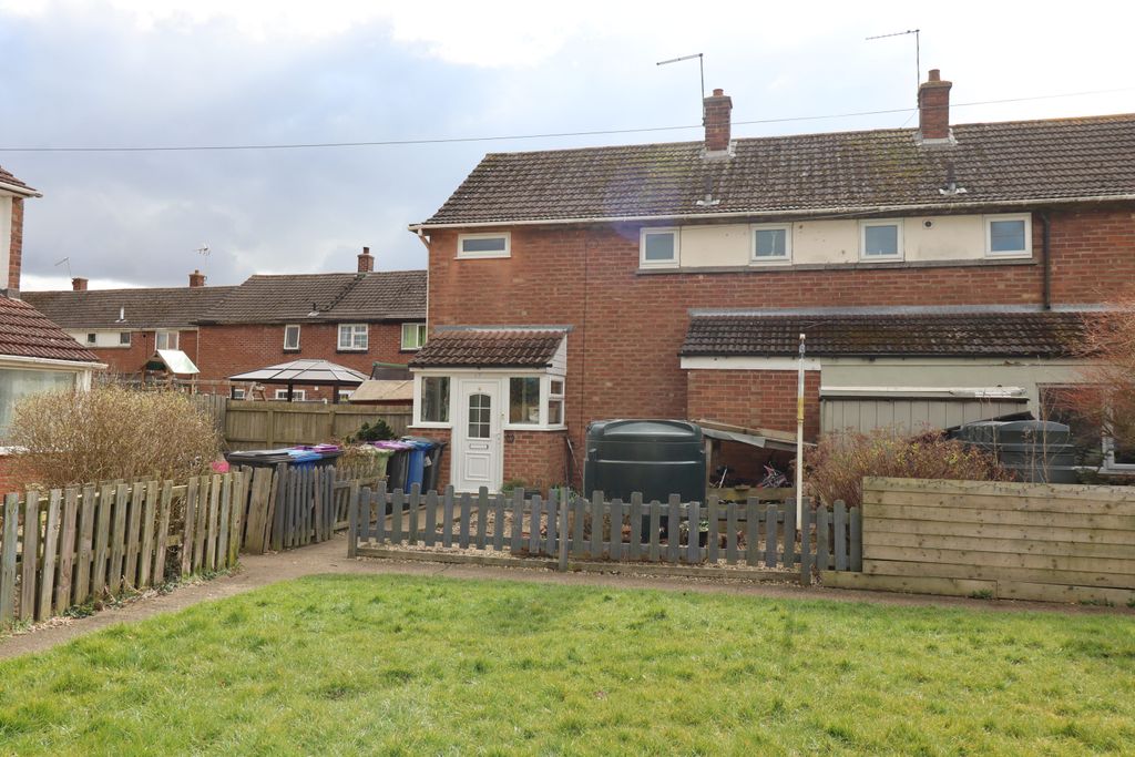 Property photo 1 of 13