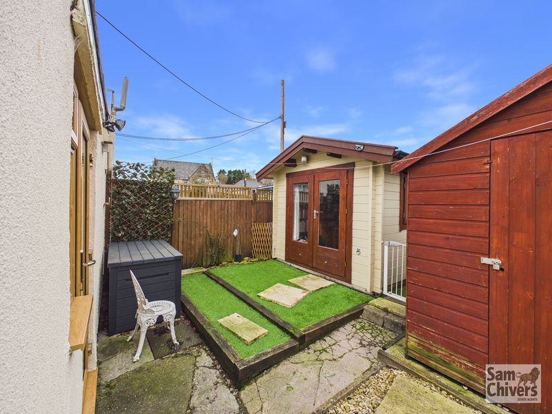 Property photo 2 of 20 Photo 4