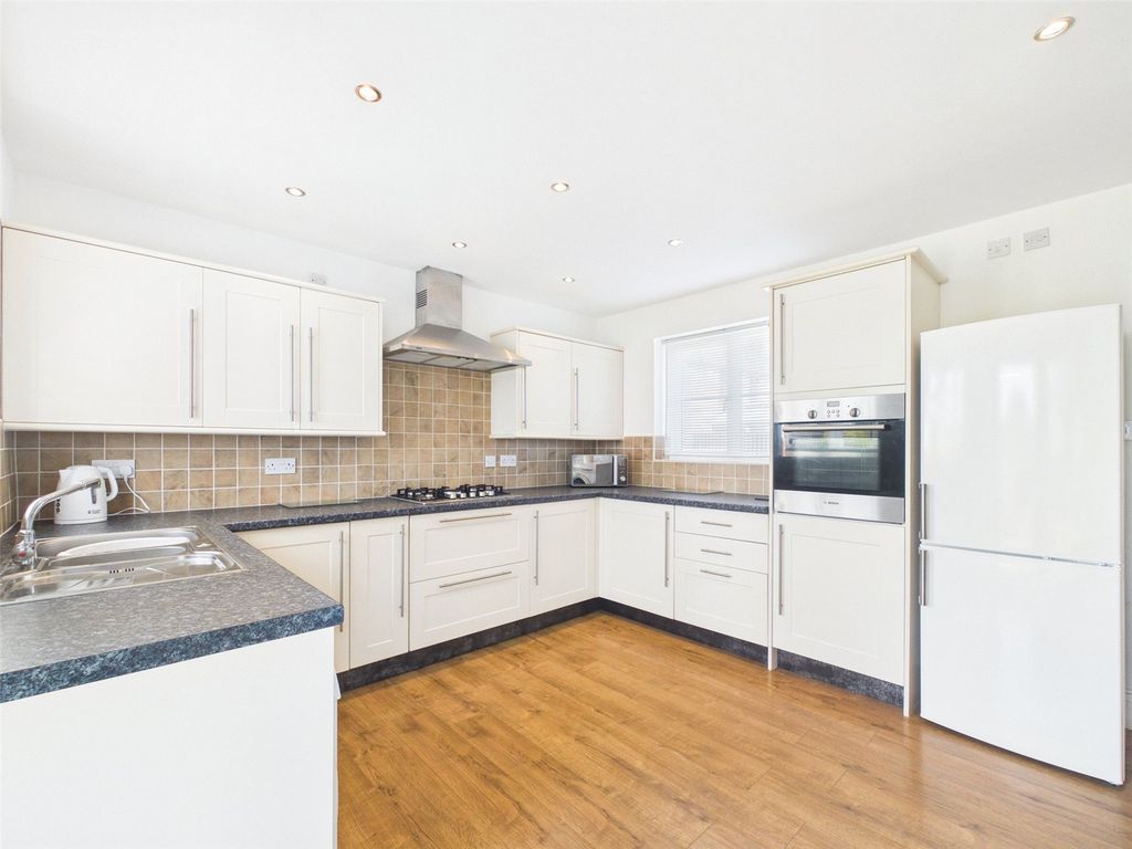 Property photo 3 of 15 Picture No. 03