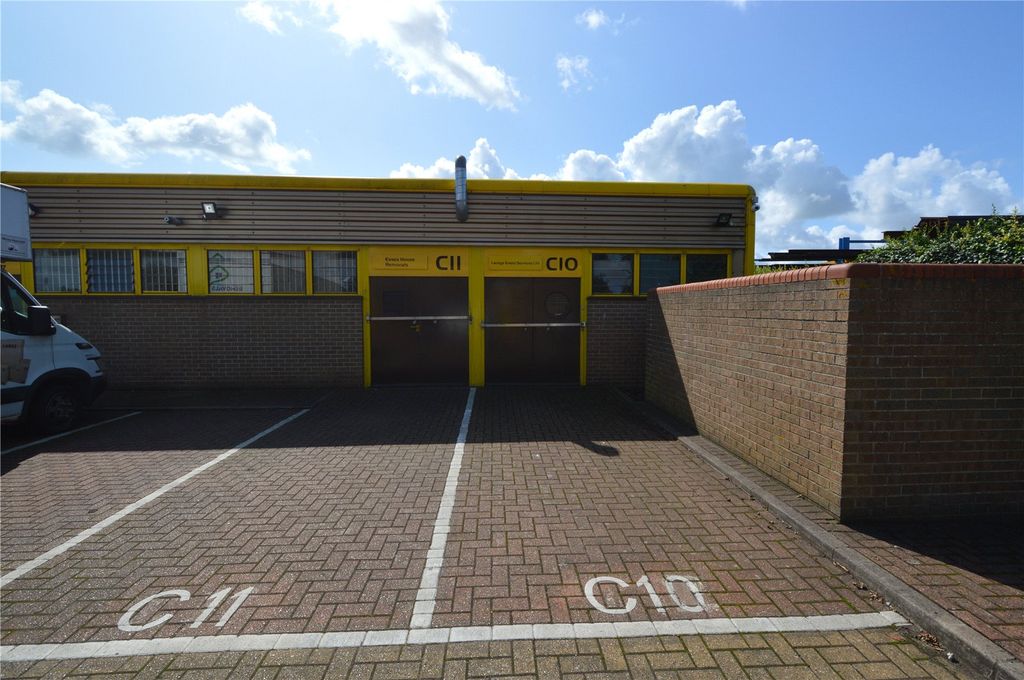 Property photo 2 of 9 Picture No. 07