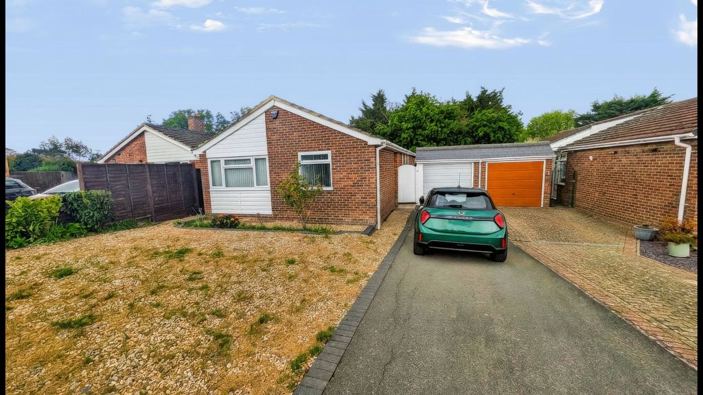 Property photo 1 of 11