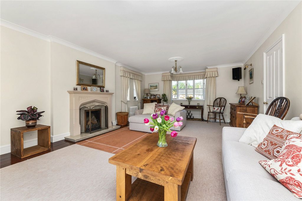 Property photo 3 of 22 Picture No. 24