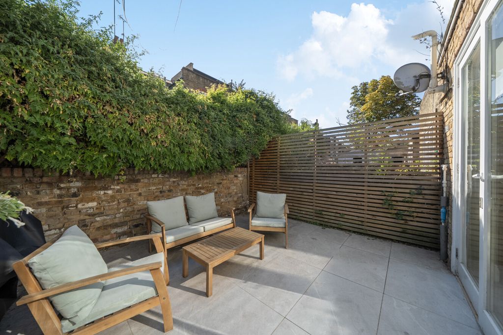 Property photo 3 of 14 1-6A8E59E29d4B2-1...