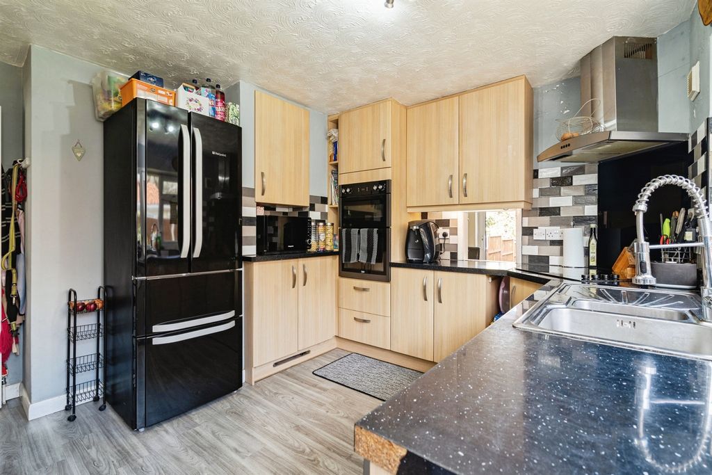 Additional image 5 of 4 bed detached house for saleRedenhall Road, Harleston IP20