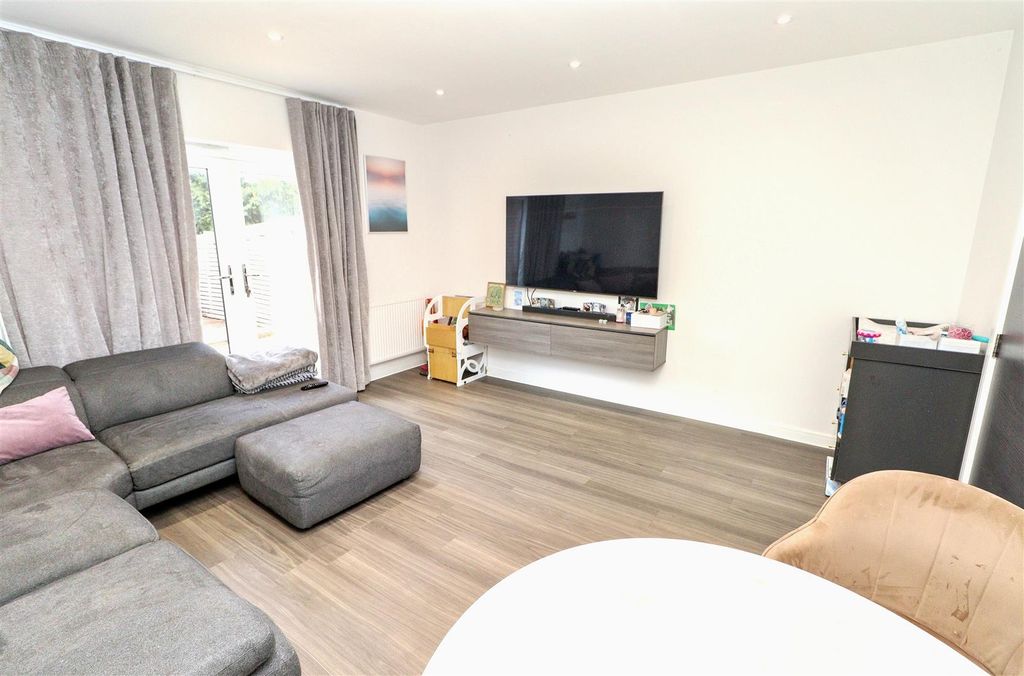 Property photo 2 of 24 Img_0008.Jpg