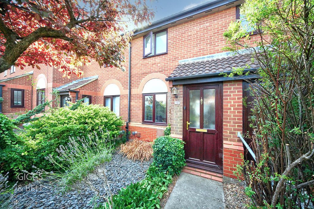 Property photo 1 of 16 5419470
