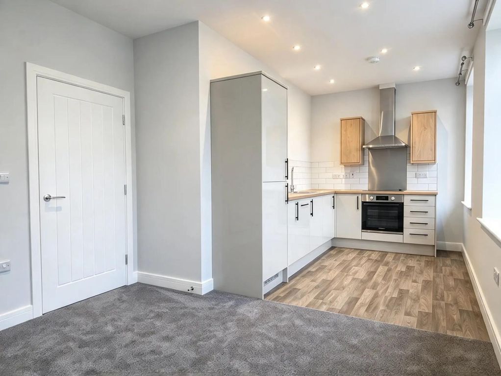 Property photo 1 of 10 Kitchen Diner Living Area