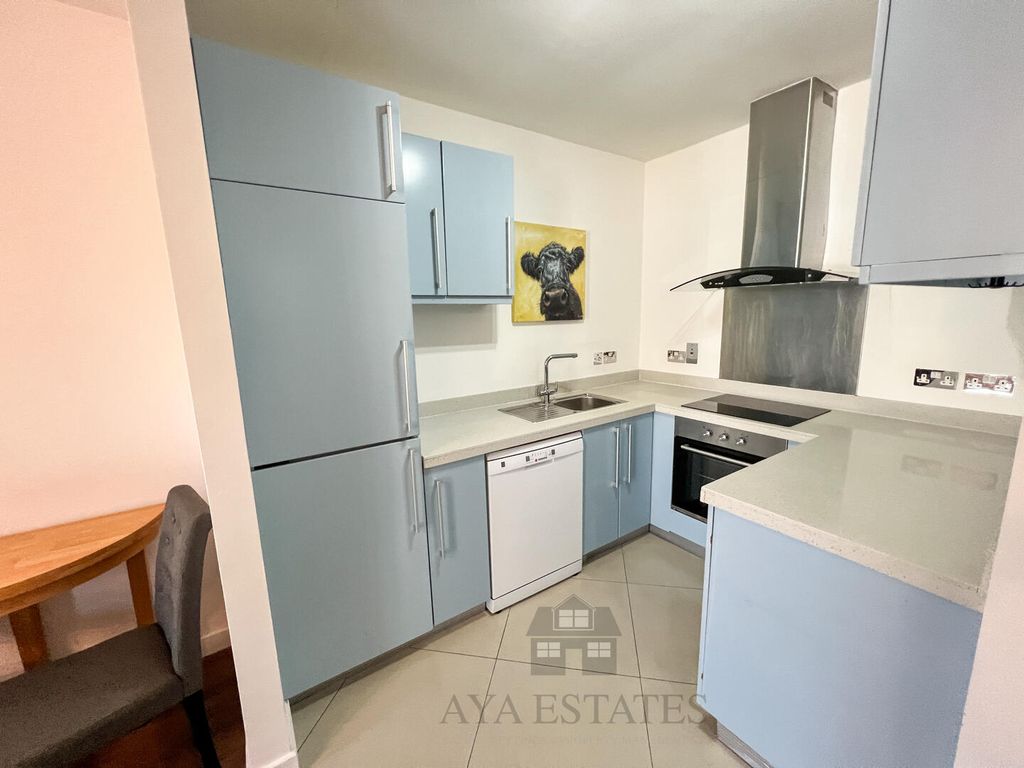 Property photo 2 of 12 Kitchen