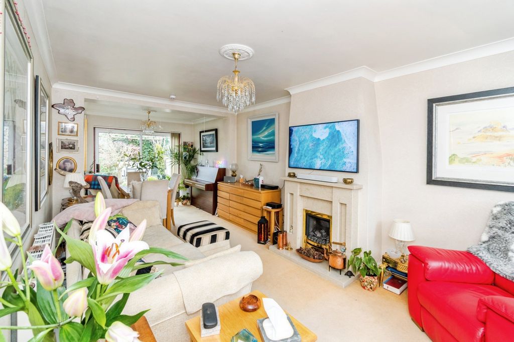 Property photo 2 of 20 Pbox-Img.Jpg