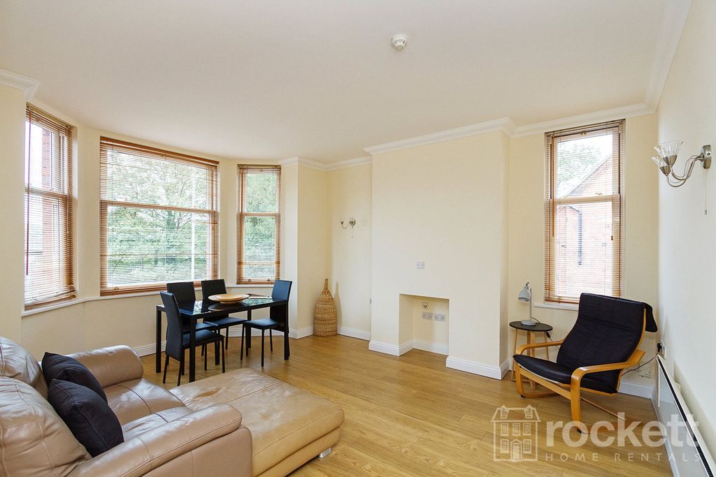 Property photo 2 of 15 Picture No. 16