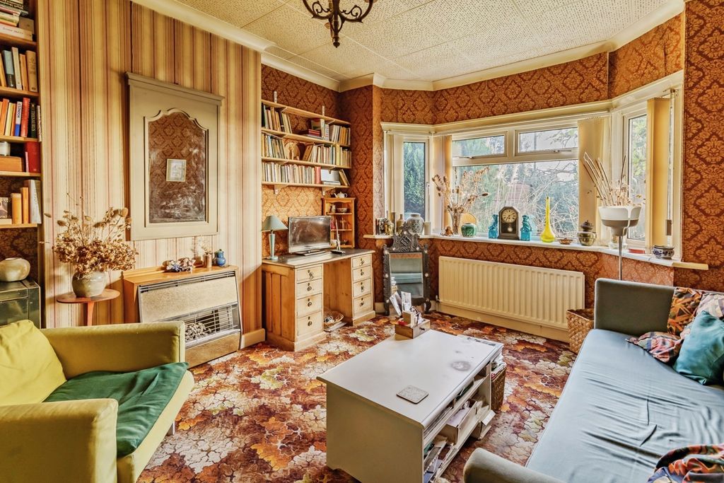 Property photo 3 of 19 Pbox-Img.Jpg