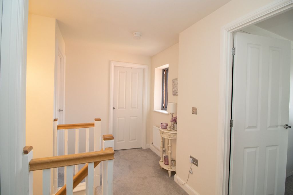Additional image 11 of 4 bed detached house for saleBlackthorn Drive, Harlow CM17