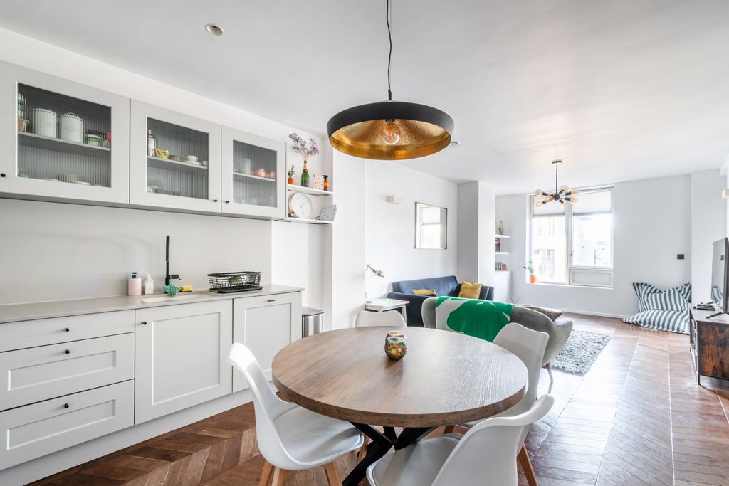 Property photo 1 of 12 1