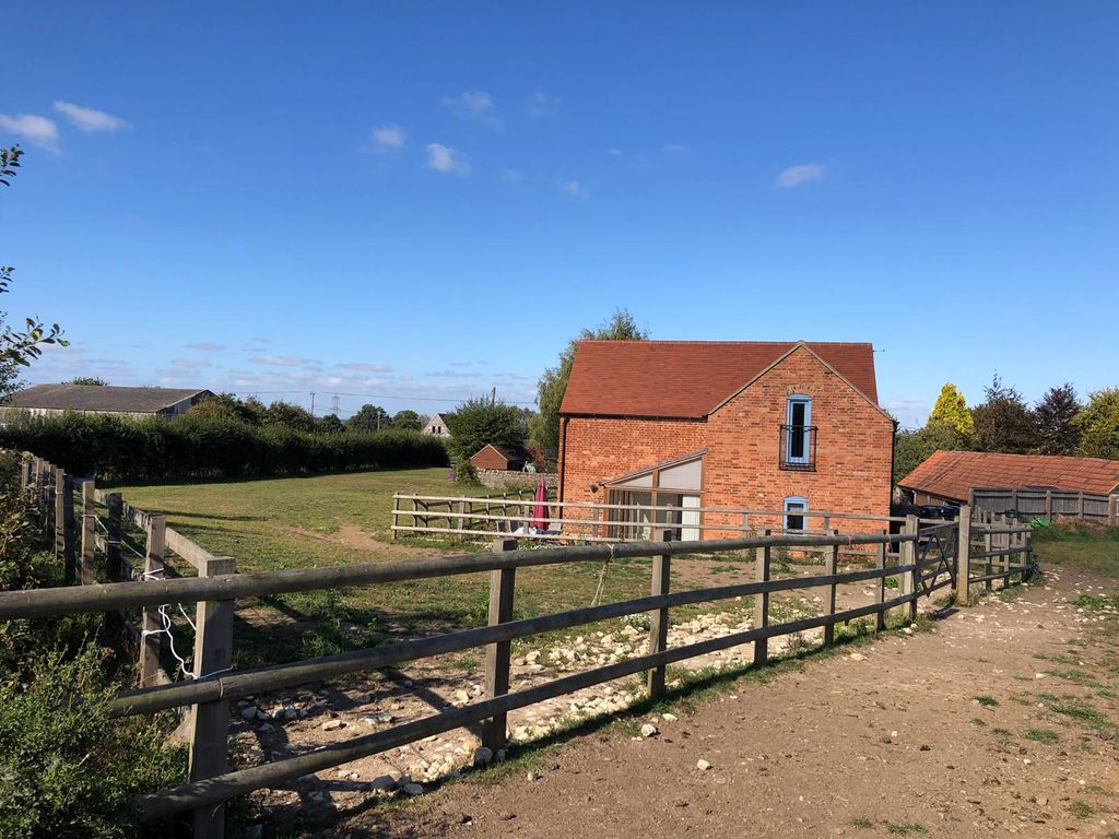 Property photo 1 of 17 2 Bed Detached Cotta