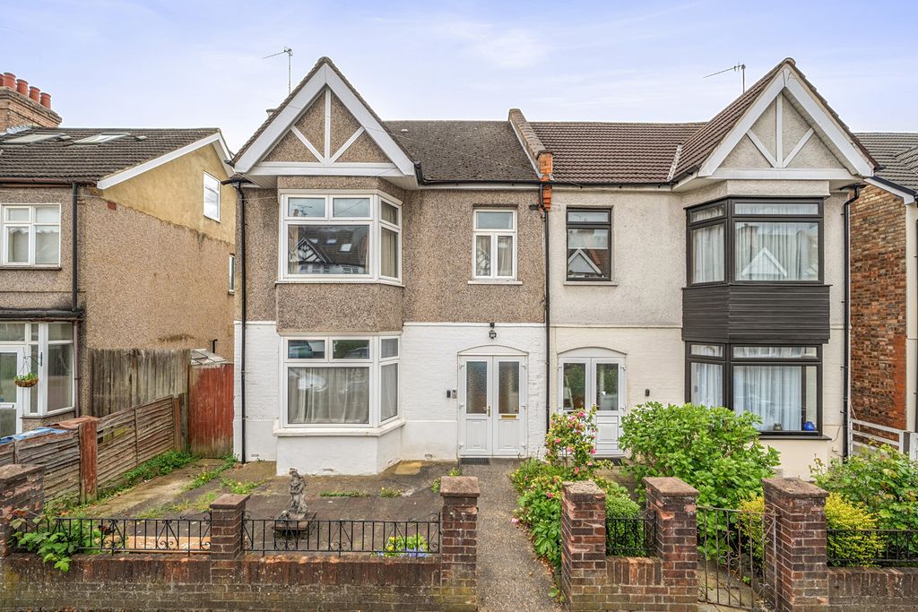 Property photo 1 of 19 1441939-1-69E6316...