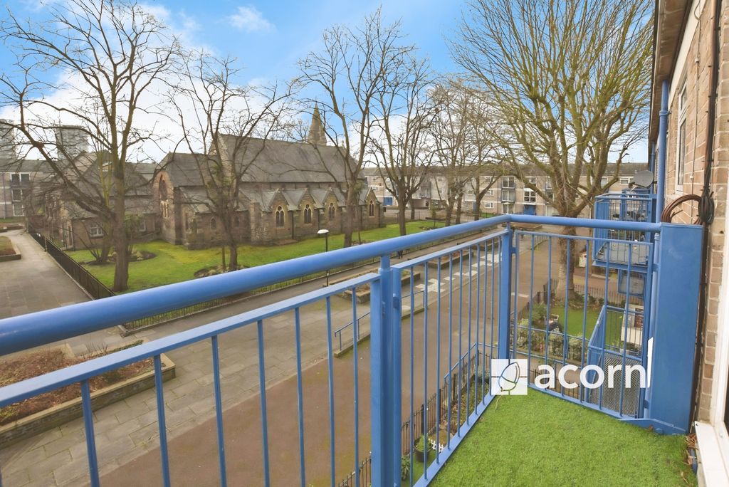 Property photo 2 of 6 Balcony