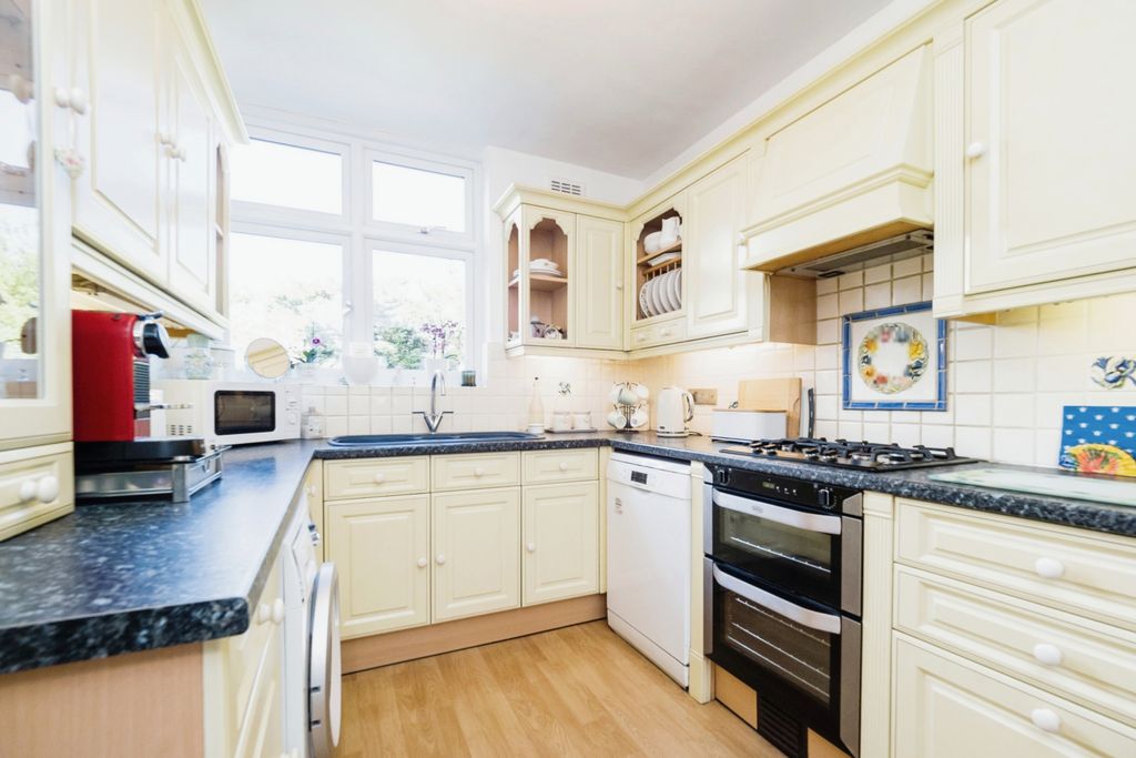 Property photo 3 of 15 Photography