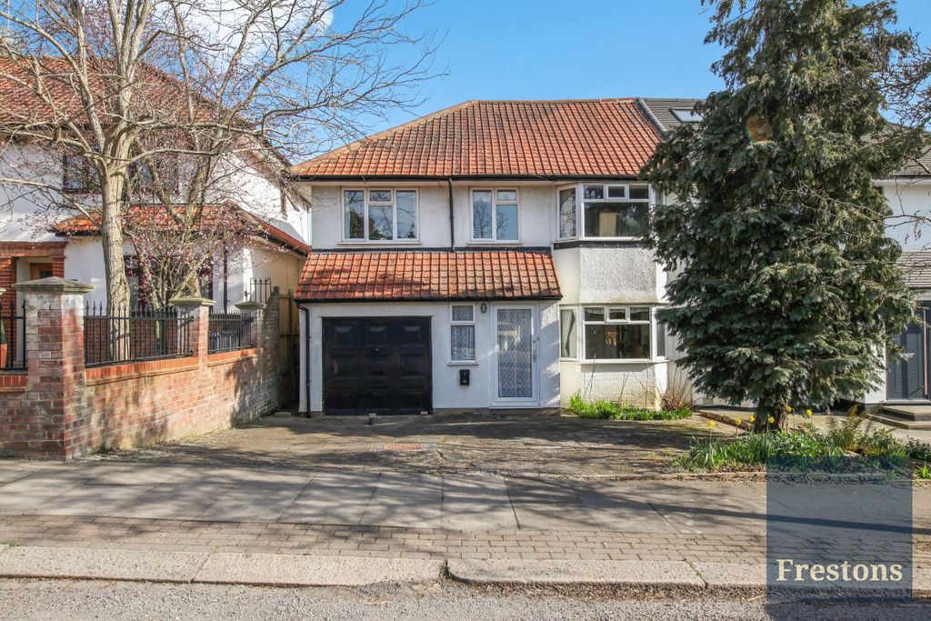 Property photo 1 of 15