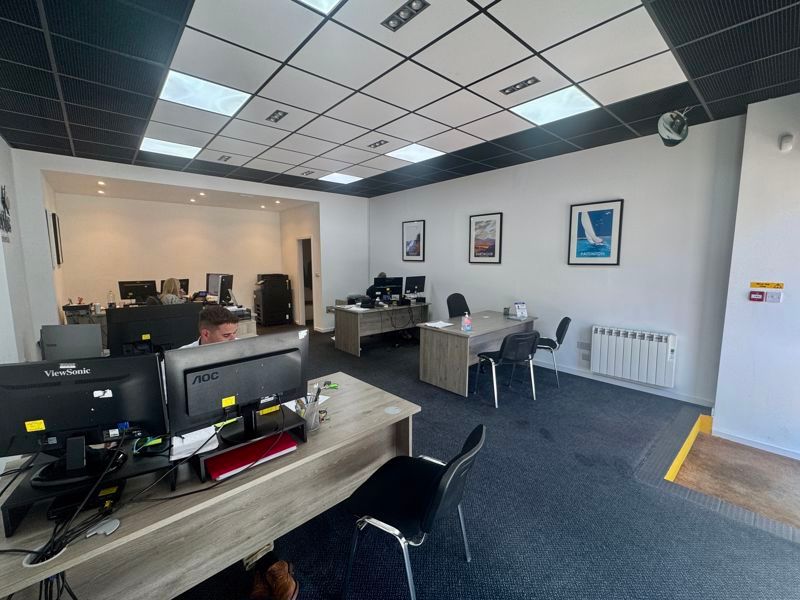 Property photo 2 of 4 Photo 3