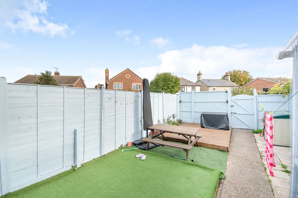 Property photo 3 of 9 Photography