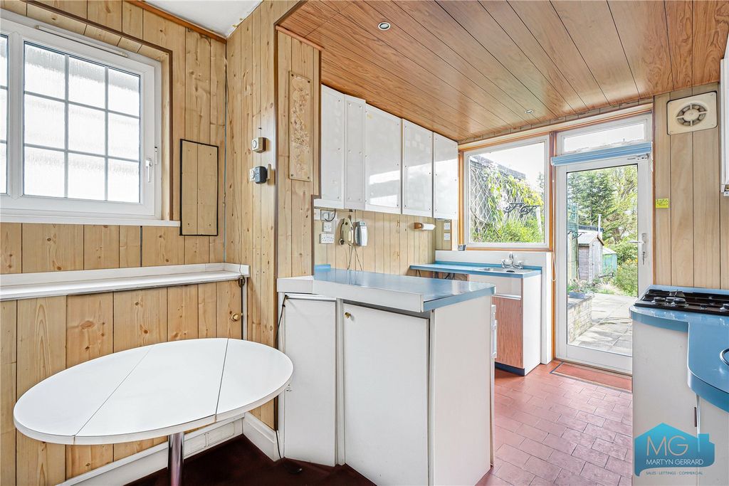 Property photo 2 of 18 Picture No. 06