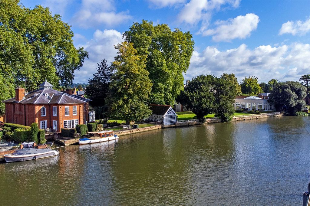 Property photo 1 of 15 River Setting