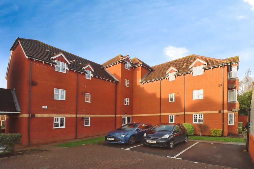 Property photo 1 of 16