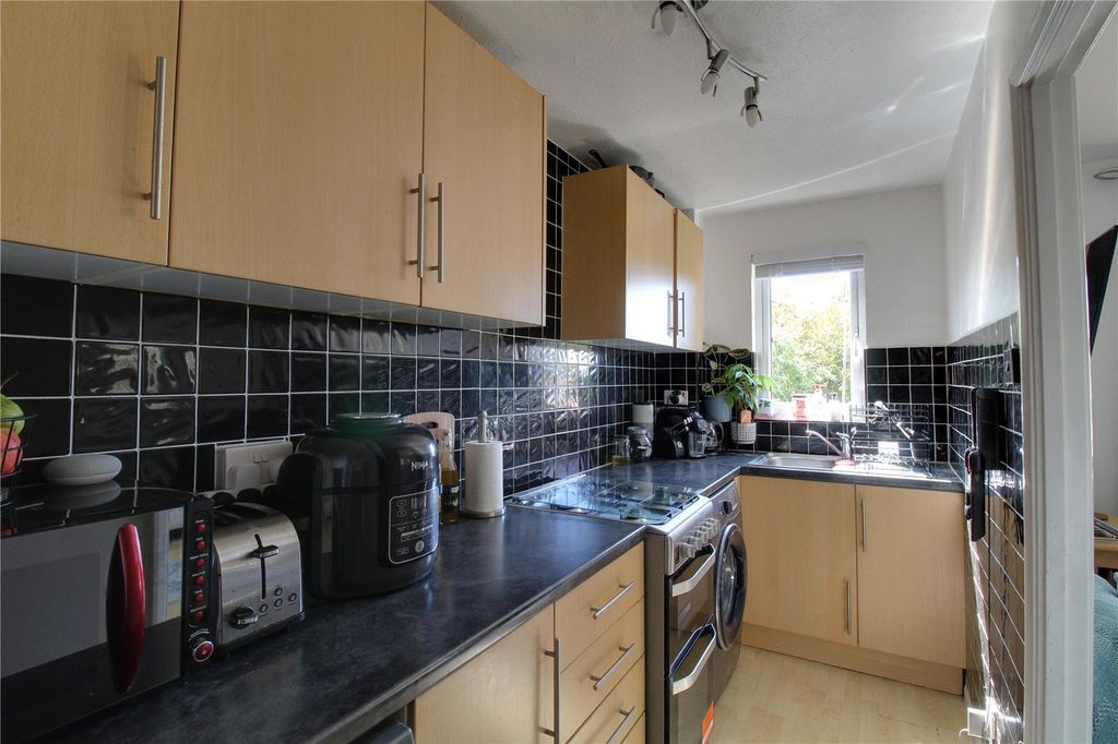 Property photo 3 of 13 Picture No. 04