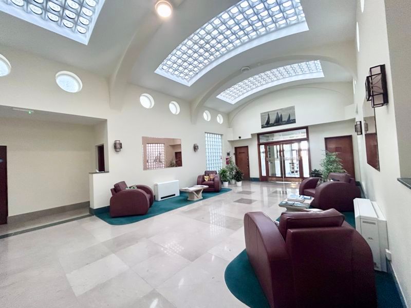 Property photo 2 of 8 Photo 3