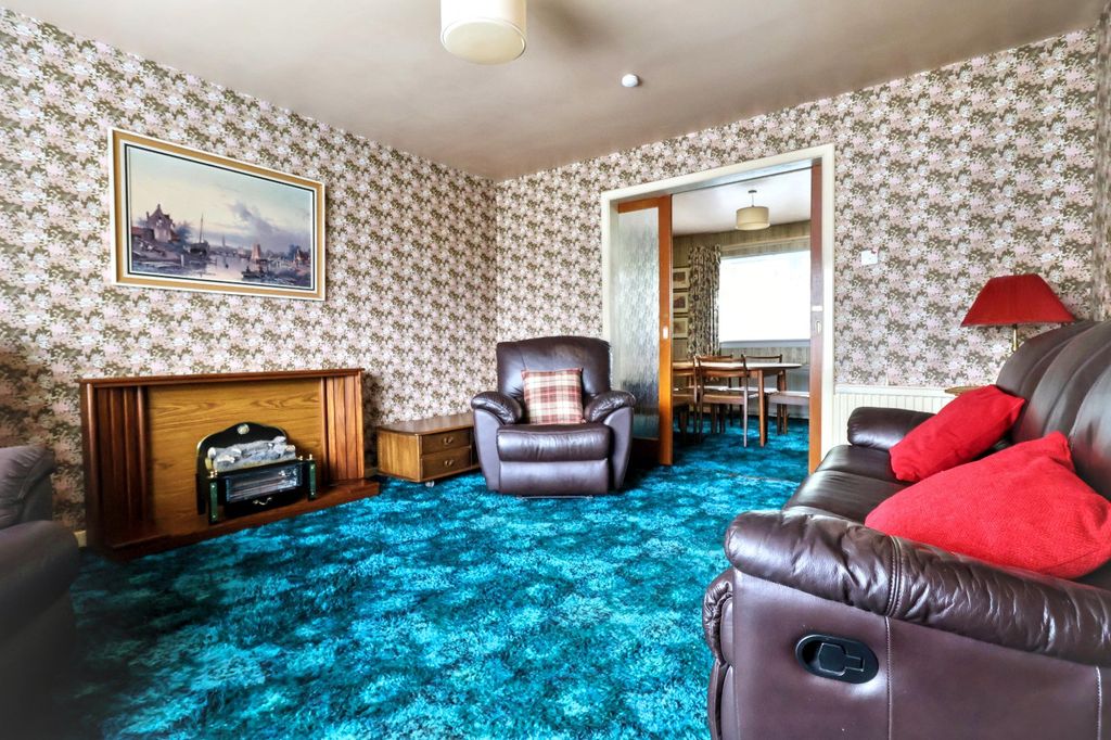 Property photo 2 of 24 Picture No. 02