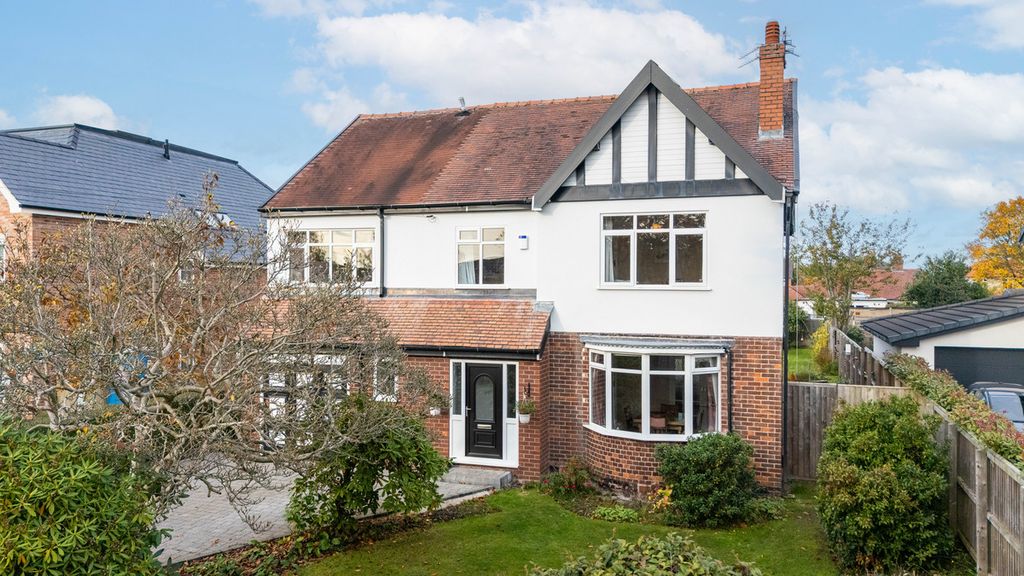 Property photo 1 of 22