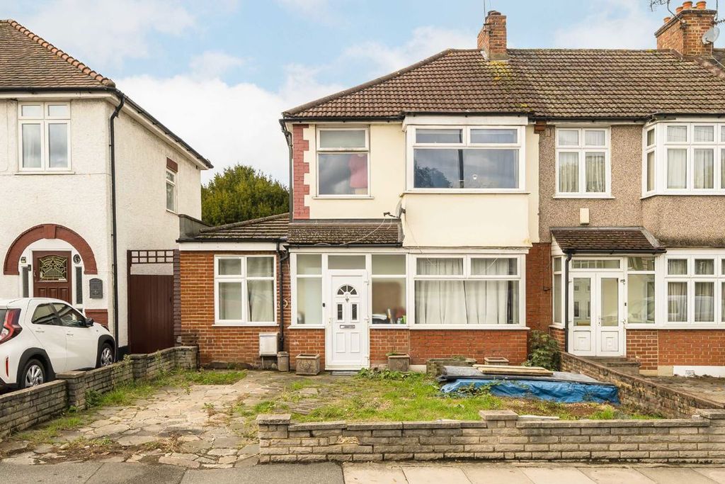 Property photo 1 of 8