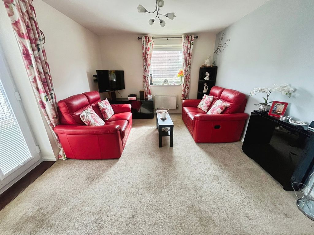 Property photo 2 of 7 Pbox-Img.Jpg