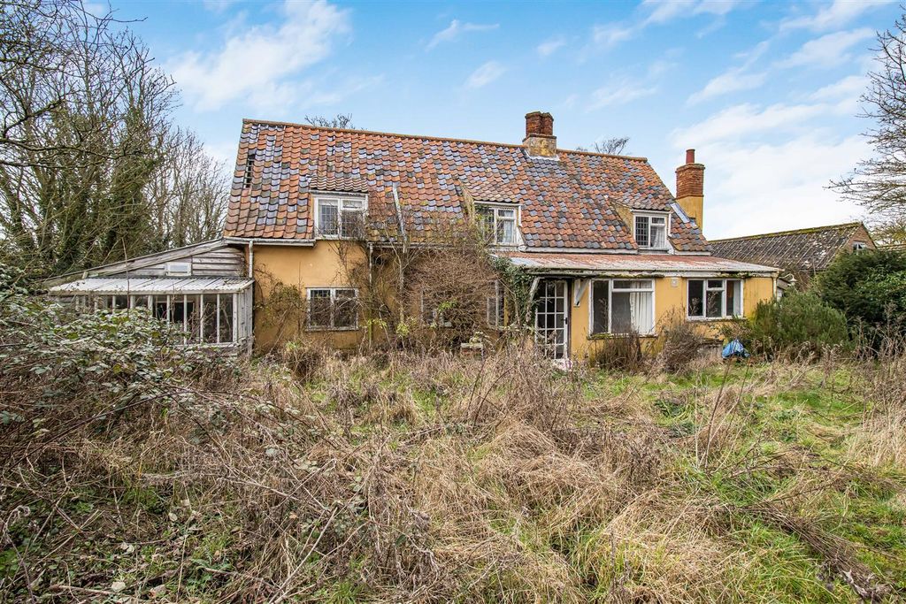 Property photo 2 of 34 40_73921.Jpg