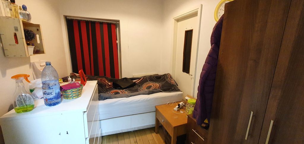 Property photo 1 of 2