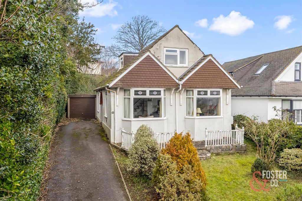 Property photo 1 of 25 Hillbrow Road, 4-022.Jpg