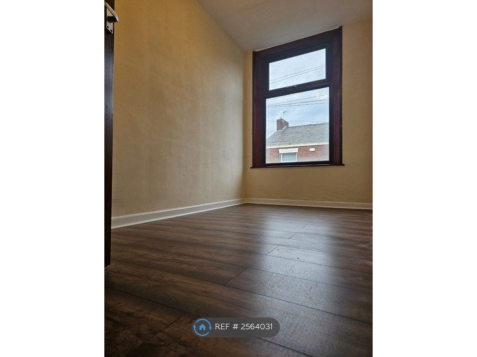 Property photo 2 of 11 2nd Room