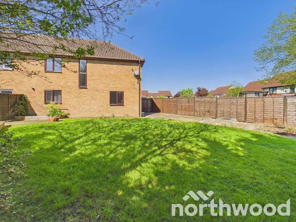 Property photo 2 of 24