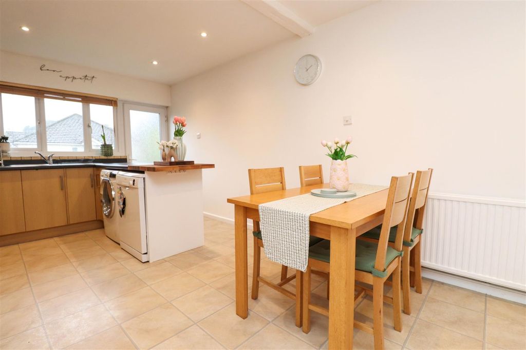 Additional image 6 of 2 bed maisonette for saleKenilworth Road, Fleet GU51