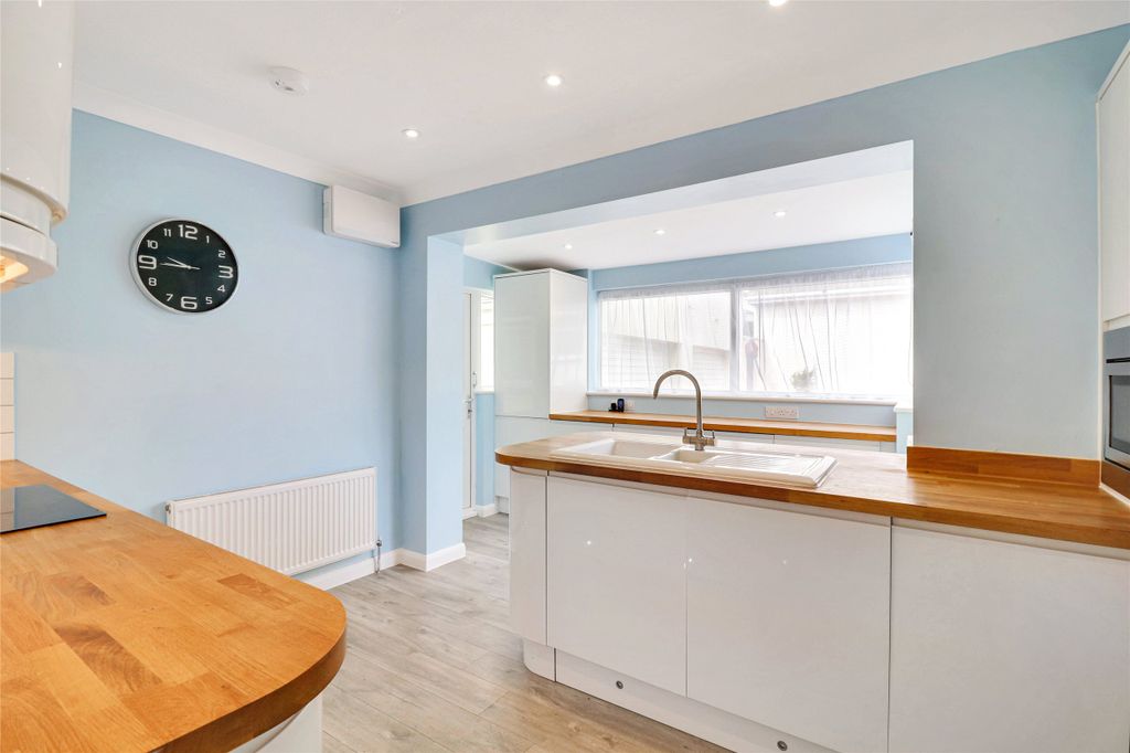 Property photo 3 of 14 Picture No. 09